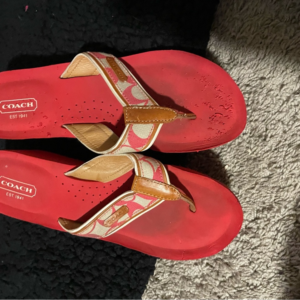 Coach flip-flops